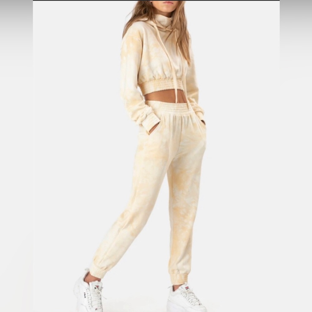 Adika Twinkie Sweat Set